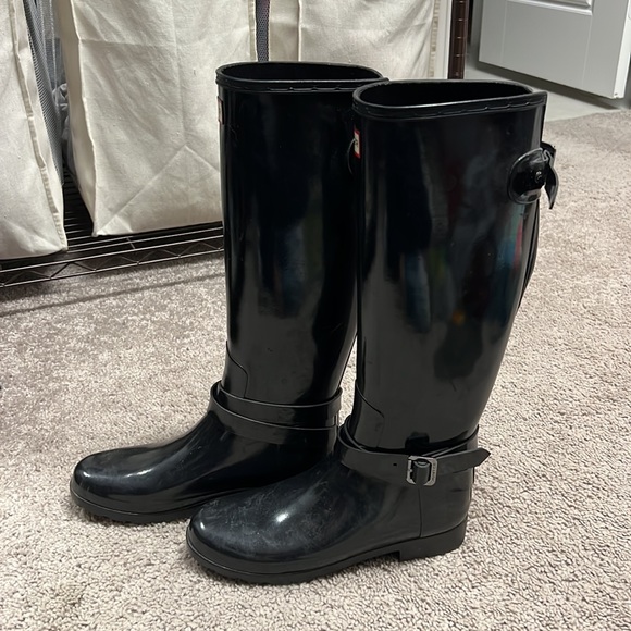 Hunter Rain Boots - Picture 2 of 3